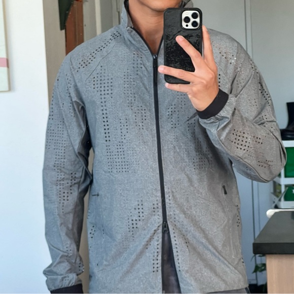 Theory Men’s Laser Cut Track Jacket, Medium - Picture 7 of 7